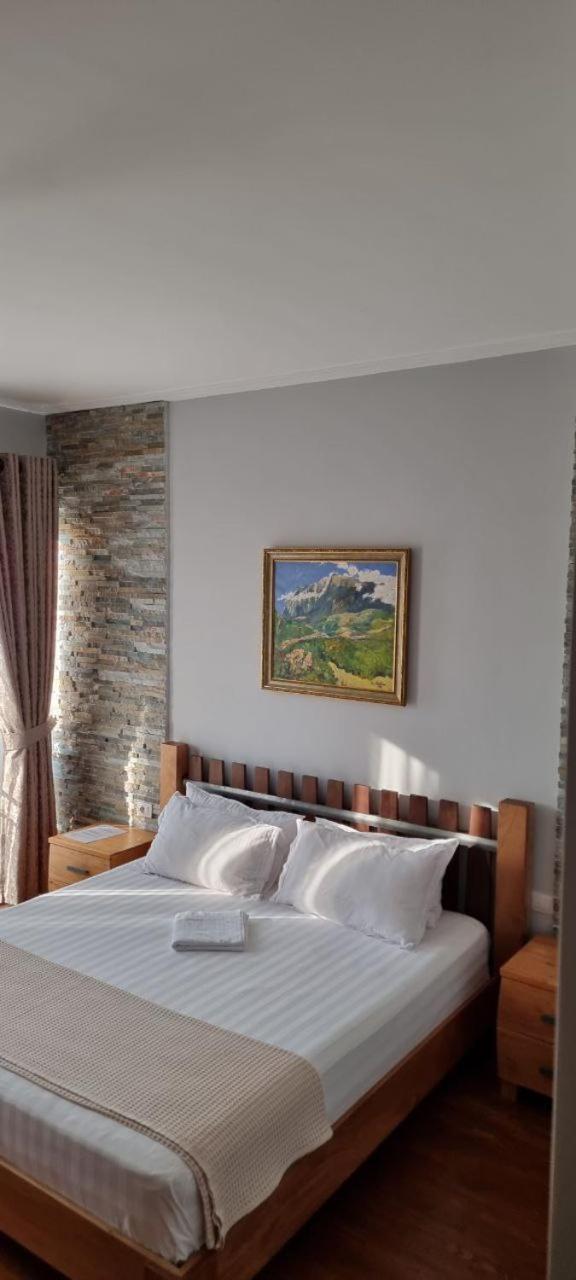 Nurellari Winery Cellar And Guest House Berat Buitenkant foto