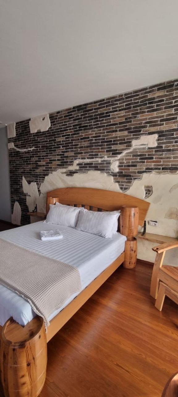 Nurellari Winery Cellar And Guest House Berat Buitenkant foto